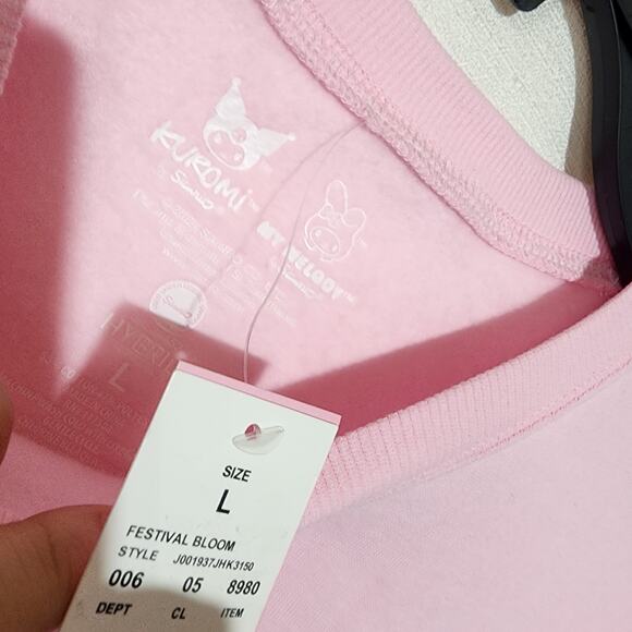 My melody and Kurumi sweatshirt size Large - Picture 2 of 6